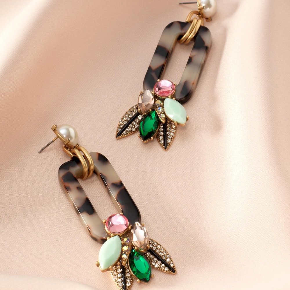 :: Stella & Dot 'Retired' Belle Statement Earrings - Picture 3 of 16